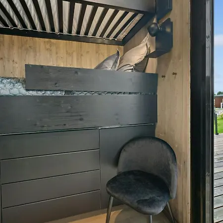Tiny House By And River Near Gardermoen *